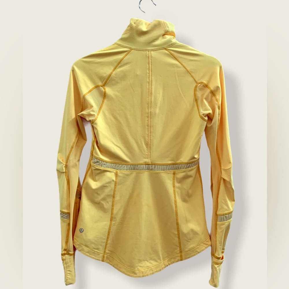 BUTTERCUP LULULEMON 1/2 ZIP RUN TOP - Picture 2 of 2